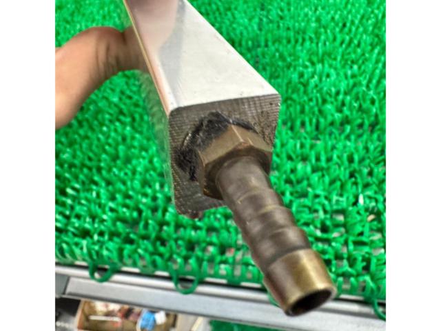 Wakeari
Unknown Manufacturer
General-purpose aluminum fuel delivery pipe