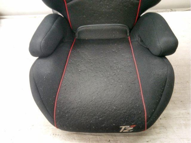 Tz  チャイルドシート
