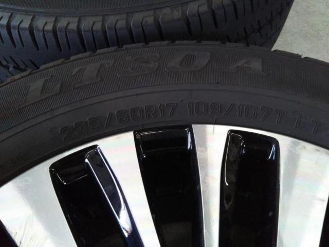 トヨタ純正(TOYOTA)  グランエース純正アルミホイール  + DUNLOP(ダンロップ) SP LT30A