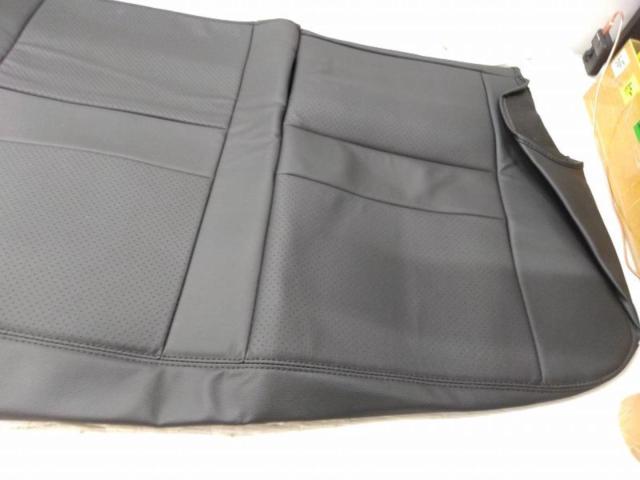 メーカー不明 シートカバー 2列目のみ