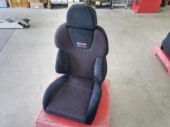 Genuine Mitsubishi RECARO seats
Reclining seat
JT45
Passenger side