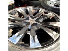 Disposal Haiki
M'z
SPEED
19 inches aluminum wheels