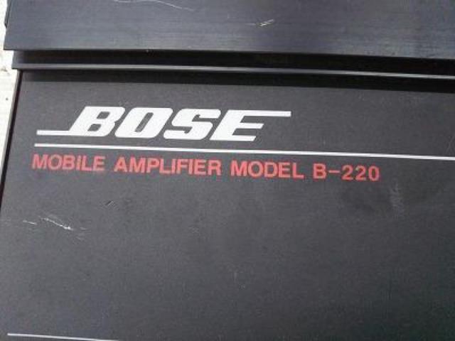 BOSE
B-220