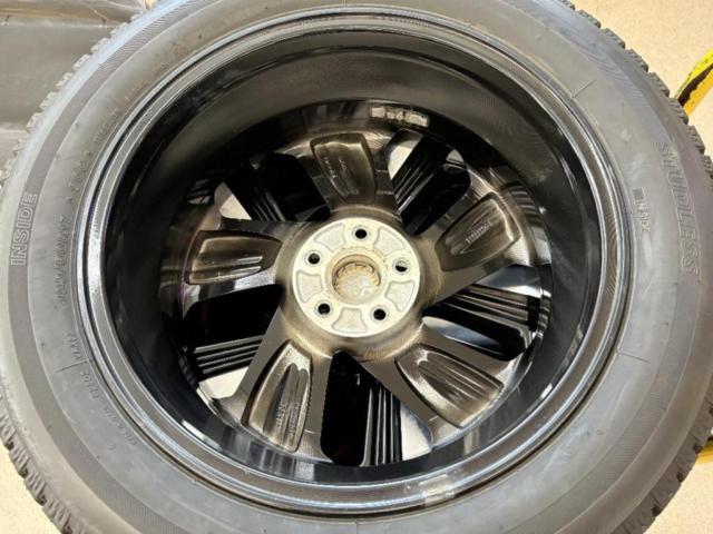 Toyota (TOYOTA)
Genuine parts for the Raize Hybrid
+
BRIDGESTONE (Bridgestone) BLIZZAK
VRX2
195 / 60R17
90Q
Made in 2024
Four