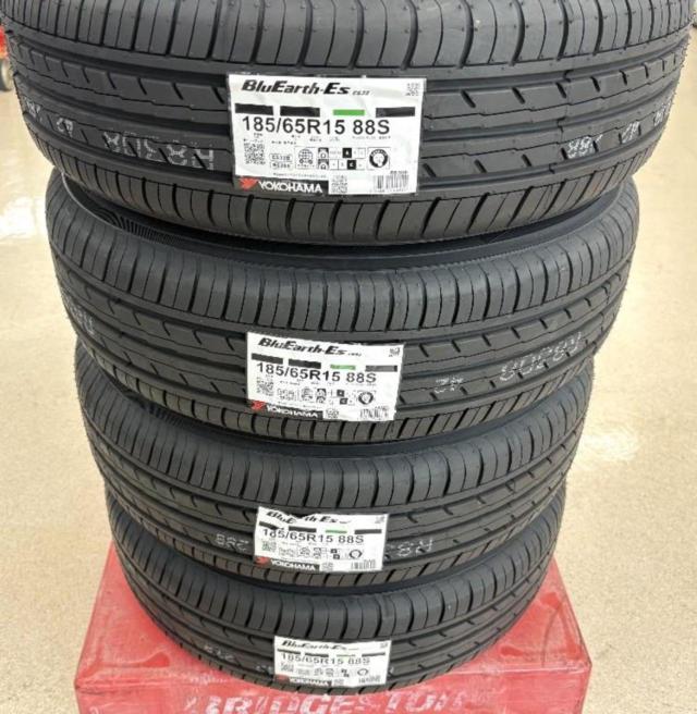 Unused tires + used aluminum wheel set
HOT
STUFF
Chronus
CH-113
+
YOKOHAMA
BluEarth
ES32
185 / 65R15
88S
Made in 2026
4 pieces set