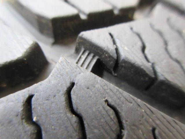 ※1本のみ MICHELIN X-ICE SNOW (Z08057)