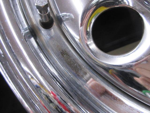 SUZUKI
Jimny Sierra / JB 31
Genuine steel wheel
(Z08068)