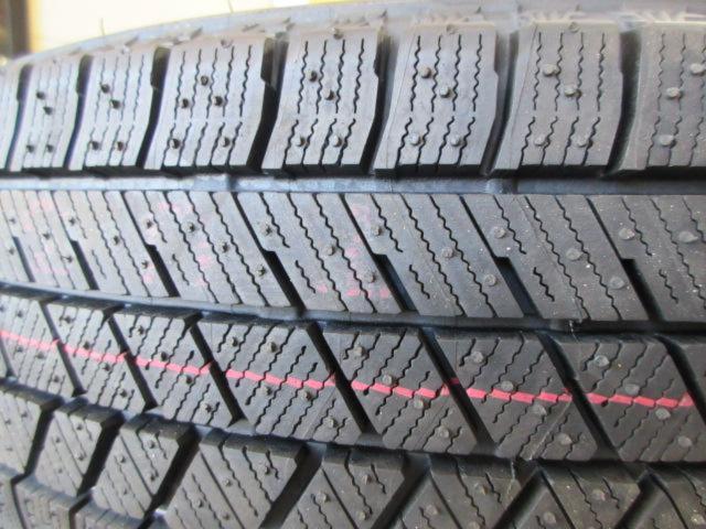 BRIDGESTONE
BLIZAKK
VRX3
(Z08080)