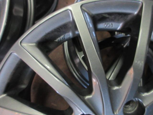 BRIDGESTONE
BALMINUM
R10
(Z08127)