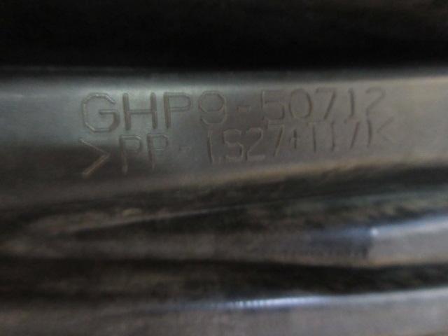 MAZDA アテンザ純正フロントバンパー+フォグ (Z08160)