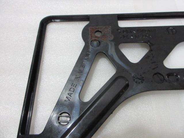 MAZDA純正 ナンバーフレーム (Z08151)