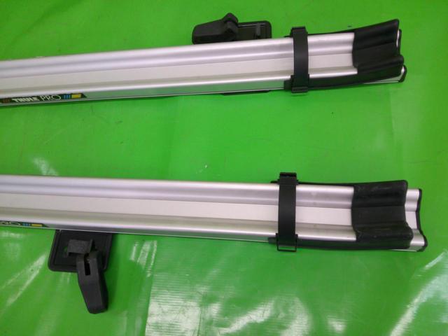THULE Fork Mount Type Bicycle Carrier
2 pieces