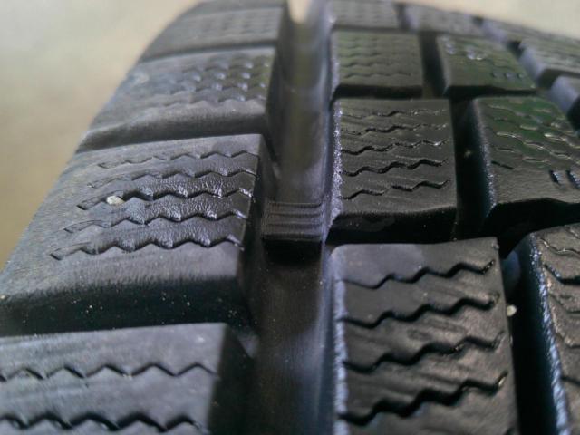 Mitsubishi genuine (MITSUBISHI)
Pajeroio original wheel
+
GOODYEAR (Goodyear)
ICE
NAVI
SUV