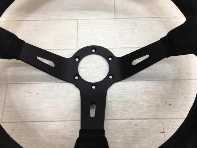 ノーブランド ディープコーンアルカンターラステアリング 350mm