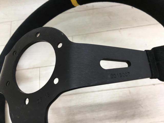 ノーブランド ディープコーンアルカンターラステアリング 350mm