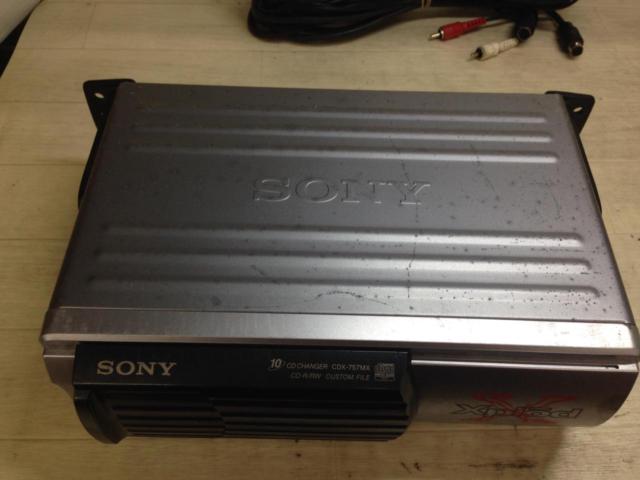 SONY
CDX-757MX
10-disc CD changer