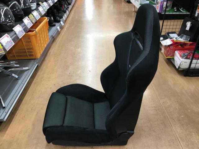 Honda
Accord Euro R
CL7
Genuine OP
RECARO seat