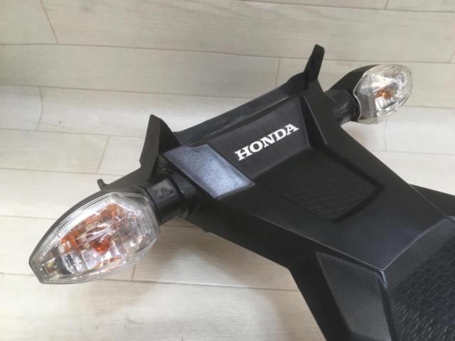 HONDA
Guromu
JC61/Late period
Genuine rear fender/taillight/turn signals/mudguards
