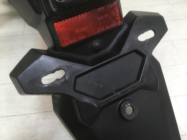 HONDA
Guromu
JC61/Late period
Genuine rear fender/taillight/turn signals/mudguards