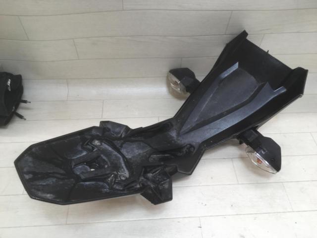 HONDA
Guromu
JC61/Late period
Genuine rear fender/taillight/turn signals/mudguards