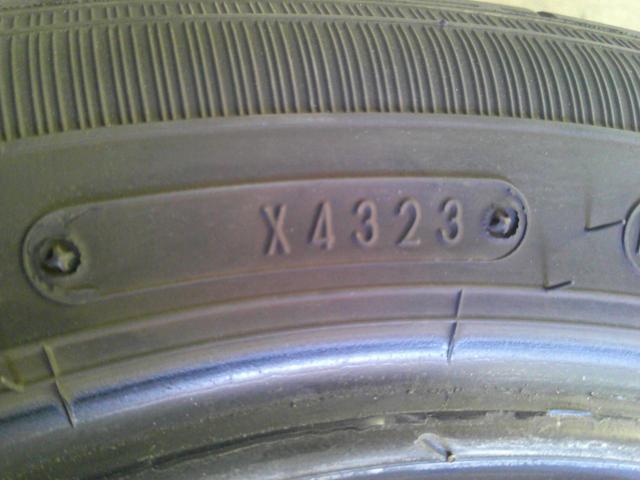 DUNLOP
ENASAVE
EC300 +