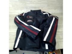 SCHDARROW
KNHOR
Shingururaidasu jacket
Navy