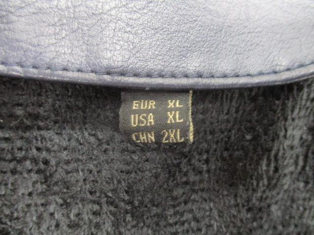 SCHDARROW
KNHOR
Shingururaidasu jacket
Navy
