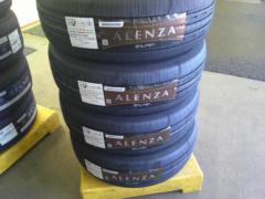 BRIDGESTONE
ALENZA
LX200
ENLITEN
