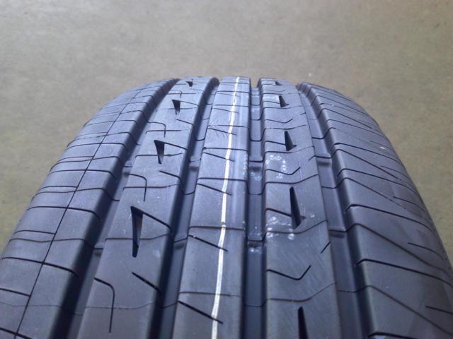 BRIDGESTONE
ALENZA
LX200
ENLITEN