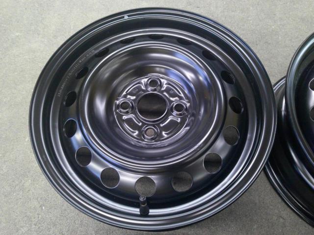 Toyota
Yaris
Genuine steel wheel