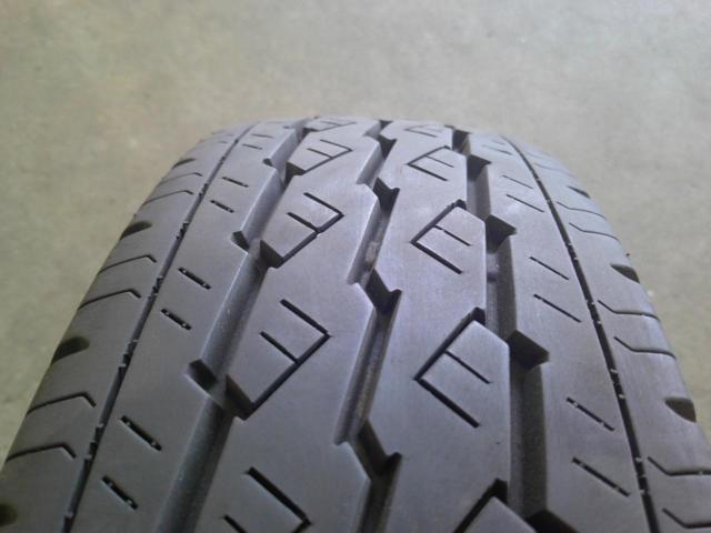 BRIDGESTONE V600