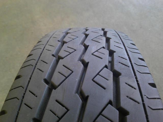 BRIDGESTONE V600