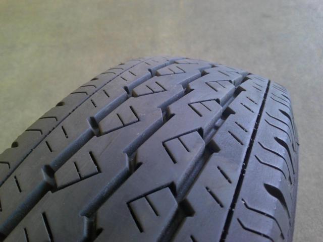 BRIDGESTONE V600