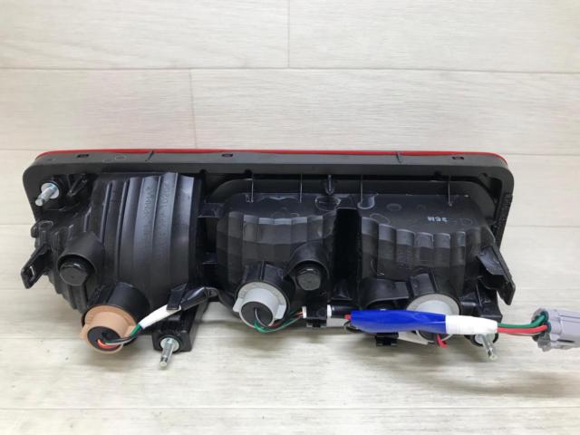スズキ JB64W ジムニー 純正テールレンズ 左右セット