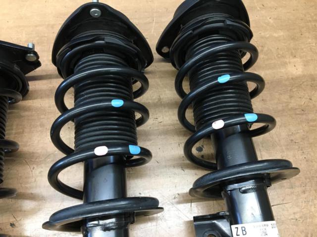 トヨタ GR86 ZN8/BRZ ZD8 純正サスペンションキット