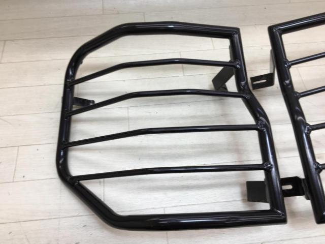 メーカー不明 テールランプガード エレメント