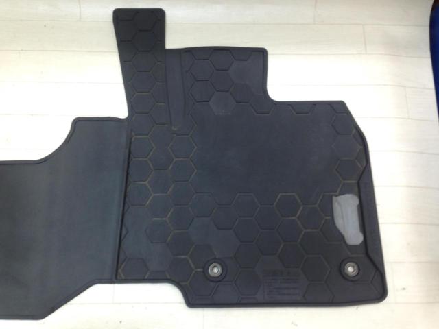 三菱 B30系 eKクロス純正OPラバーフロアマット
