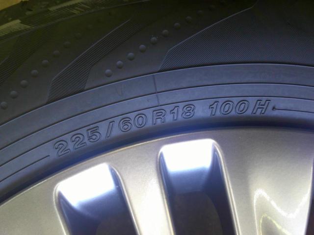 トヨタ純正(TOYOTA)  40系アルファード純正ホイール  + YOKOHAMA(ヨコハマ) ADVAN V03