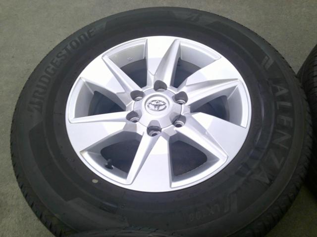 Toyota original (TOYOTA)
150 system Prado late
Original wheel
+
BRIDGESTONE (Bridgestone)
ALENZA
LX100