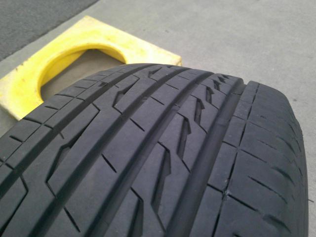 Toyota original (TOYOTA)
150 system Prado late
Original wheel
+
BRIDGESTONE (Bridgestone)
ALENZA
LX100