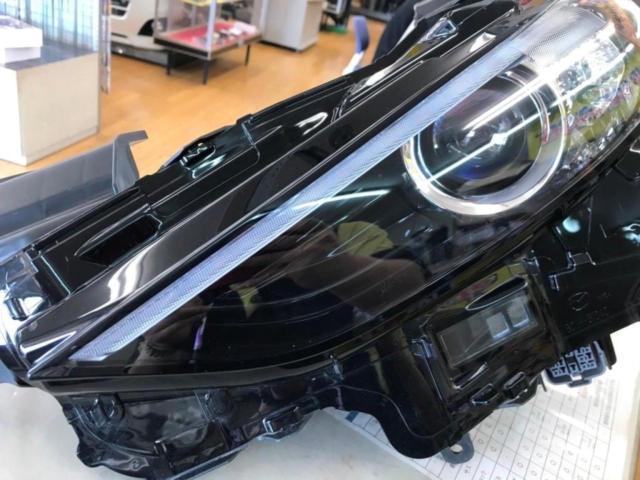 MAZDA マツダ3純正 ヘッドライト LH