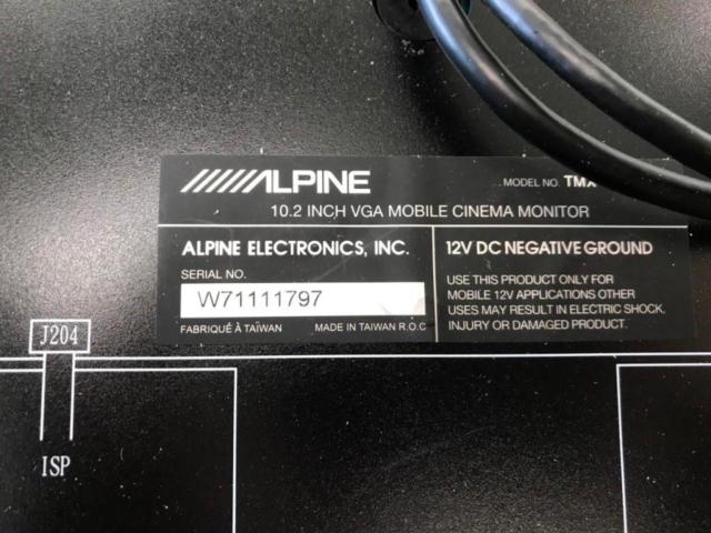 ALPINE
TMX-R1500
Flip down monitor