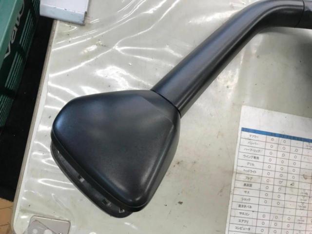 TOYOTA ハイエース純正 ガッツミラー