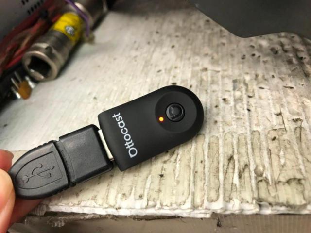 ottocast MINI FLOW ワイヤレスアダプター