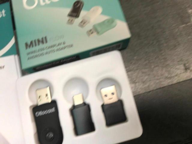 ottocast MINI FLOW ワイヤレスアダプター