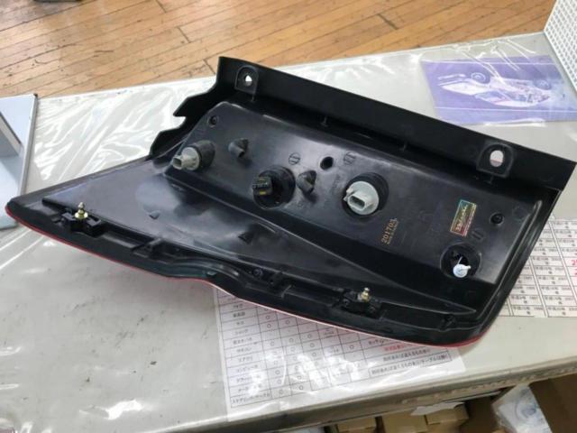 Valenti(ヴァレンティ) LEDテールライト RHのみ