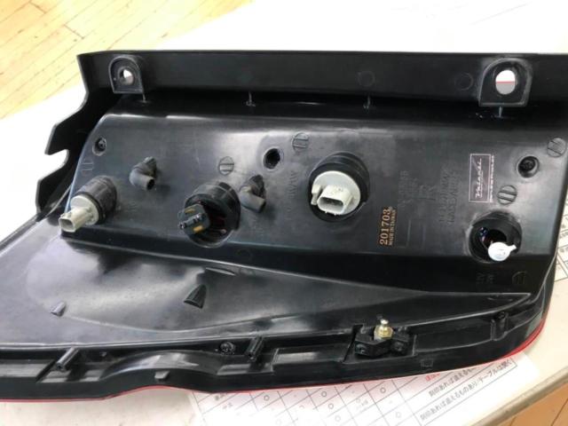 Valenti(ヴァレンティ) LEDテールライト RHのみ