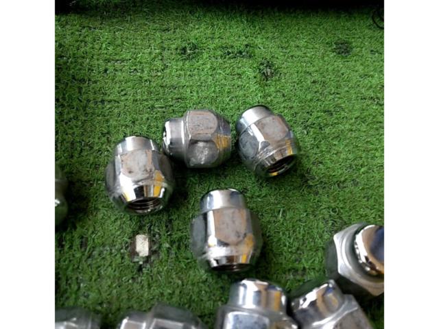 メーカー不明 テーパー取付シルバーショートナット P1.5×M12 21HEX