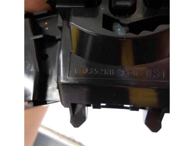 スズキ純正(SUZUKI) ワイパースイッチレバー【17J352RH】