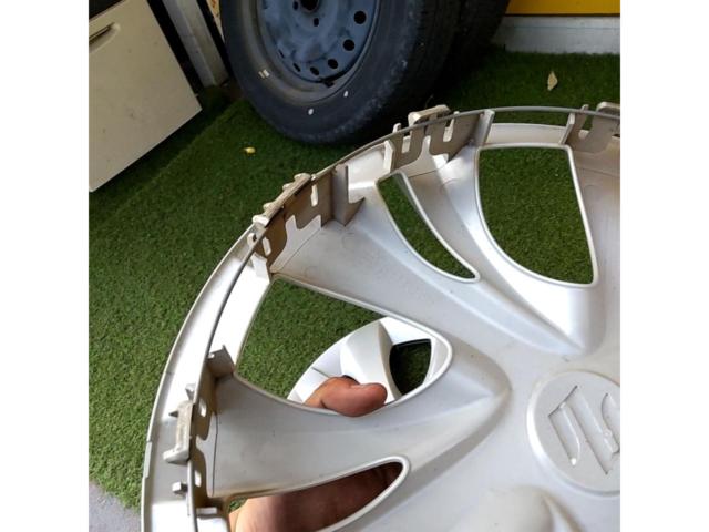 スズキ純正(SUZUKI)スイフト/ZC83S 純正ホイールキャップ 2枚